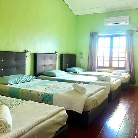 Kawan Kawan Guest House Malacca Ngoại thất bức ảnh