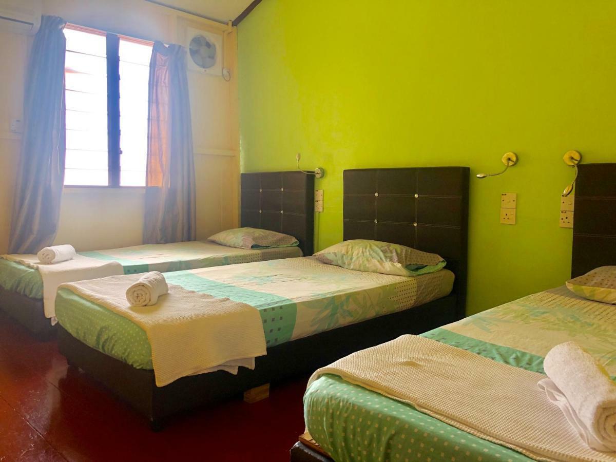 Kawan Kawan Guest House Malacca Ngoại thất bức ảnh